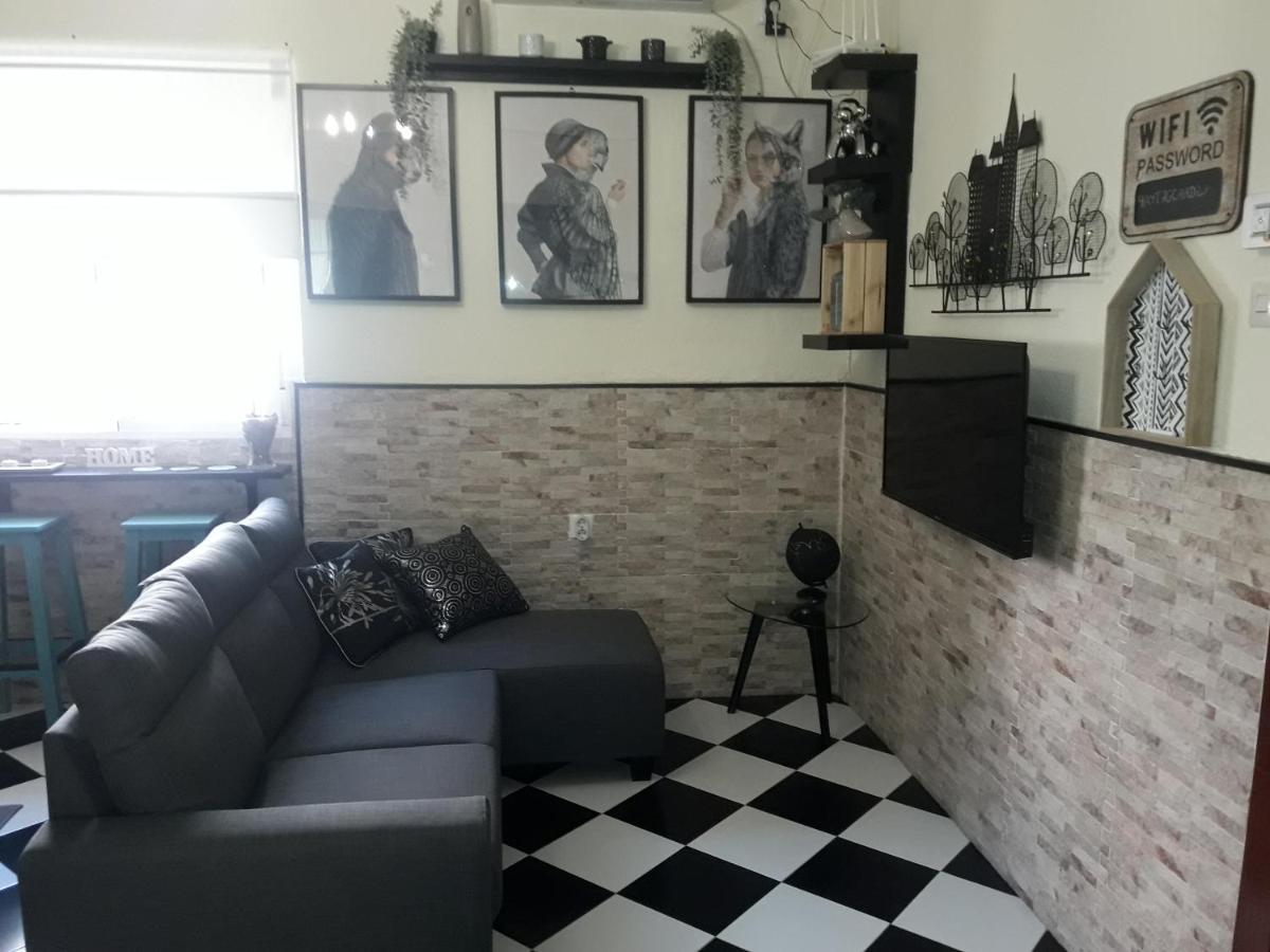מאלגה Apartamento La Escapada מראה חיצוני תמונה